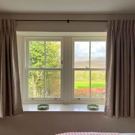 Isle Of Skye Luxury Cottage Near Portree Kensaleyre Exterior photo